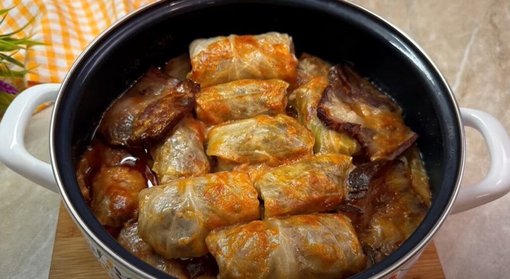 TAJNI SASTOJAK: Ovako su Jugoslovenke davne 1952. godine pravile sarmu