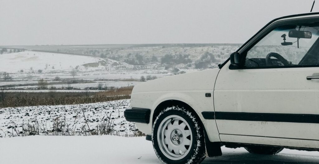 AKCIJA POLICIJE U BANJALUCI: Polovina vozača nije imala obaveznu zimsku opremu