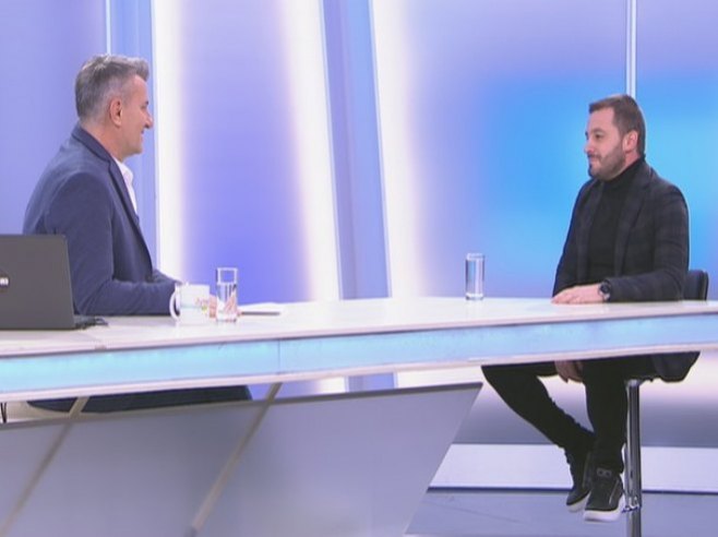 „RAD SA DJECOM ZAHTJEVA STALNO USAVRŠAVANJE“ Mladi učitelj iz Banjaluke osvojio prvo mjesto za inovaciju u razrednoj nastavi (VIDEO)