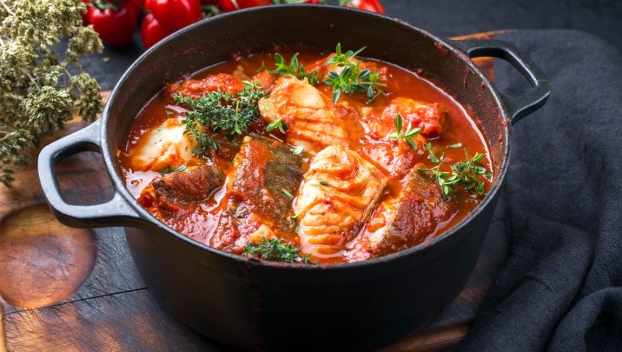 NAJUKUSNIJA RIBLJA ČORBA: Posno jelo koje će oduševiti ukućane (RECEPT)