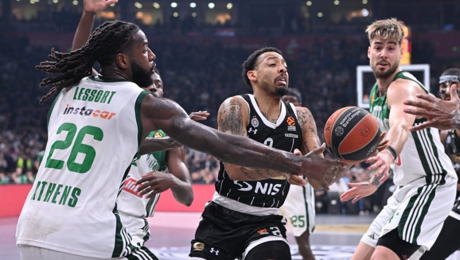 PARTIZAN SRUŠIO PANATINAIKOS: Crno-bijeli pobijedili prvaka Evrope u punoj Areni