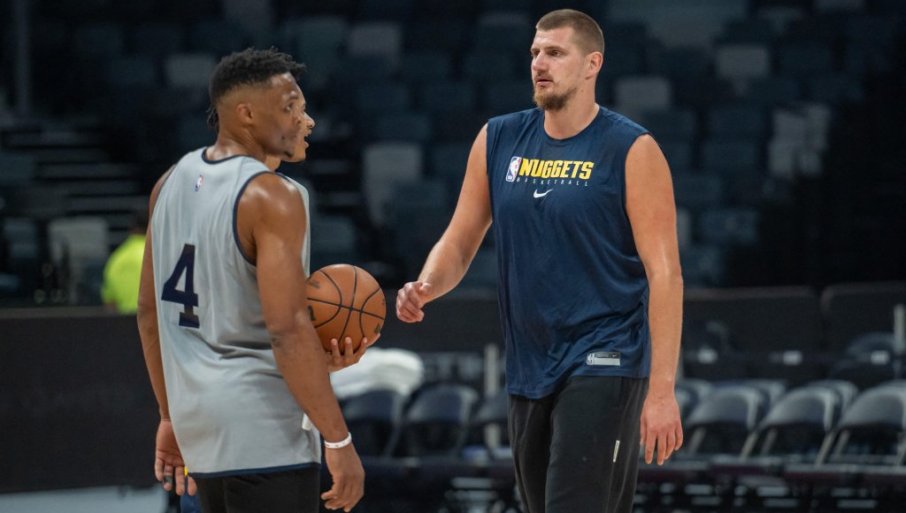 „NAJBOLJI KOŠARKAŠ NA SVIJETU“: Legenda NBA lige se poklonila Jokiću (VIDEO)