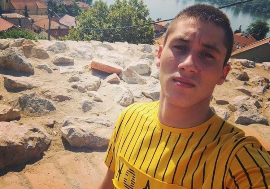 DOK SU DRUGI TRENIRALI FUDBAL, ON JE IMAO DRUGAČIJE DJETINJSTVO: Nemanja od 12. godine obavlja posao u pogrebnom preduzeću, evo šta mu je najteže bilo
