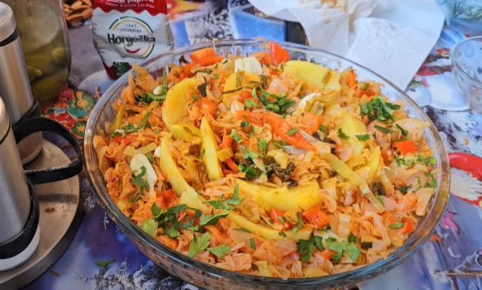 BAKIN RECEPT ZA NEODOLJIV RUČAK: Savršen recept za kiseli kupus