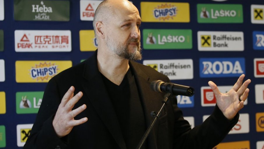 POČELO JE KADA MU SE RODILA MLAĐA SESTRA: Dino Rađa ima problem za koji nema lijeka