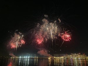 ГРАЂАНИ ВЕЋ РЕЗЕРВИШУ НОВОГОДИШЊА ПУТОВАЊА: Ове дестинације су најтраженије