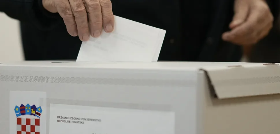 ZAVRŠEN PRVI KRUG PREDJEDNIČKIH IZBORA U HRVATSKOJ: Poznato kad će biti drugi, evo koga su BiH najviše podržali