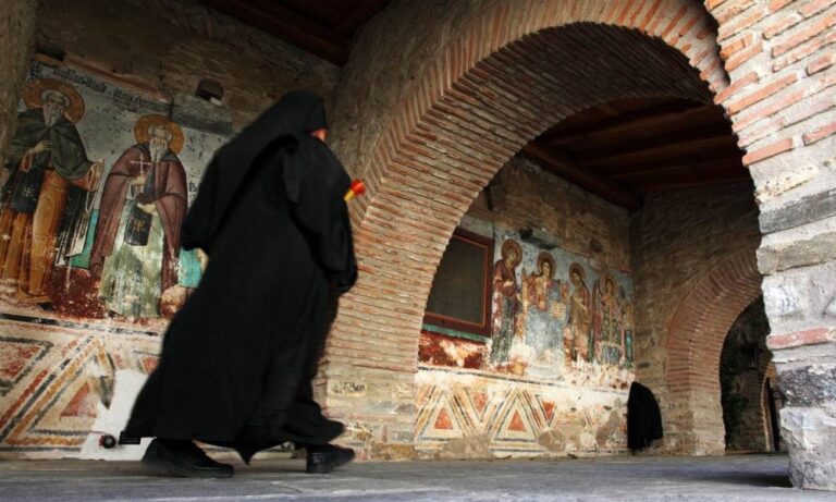 KUVANJU POSVEĆUJU DOSTA PAŽNJE: Monasi sa Svete Gore svakodnevno jedu ovu namirnicu i imaju dug život