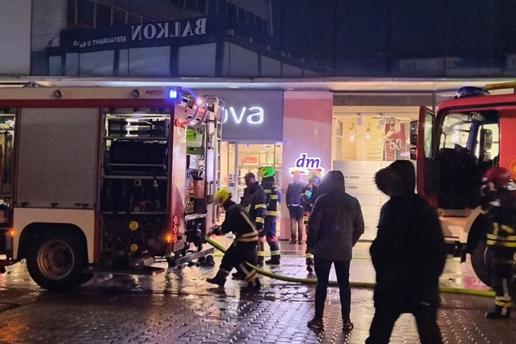 UGAŠEN POŽAR U GOPODSKOJ: Nema povrijeđenih