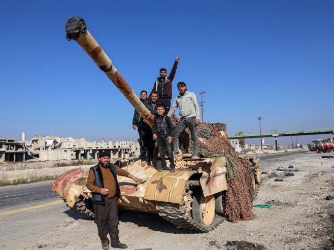 ASAD NAPUSTIO SIRIJU: Pobunjenici tvrde da su oslobodili Damask (VIDEO)