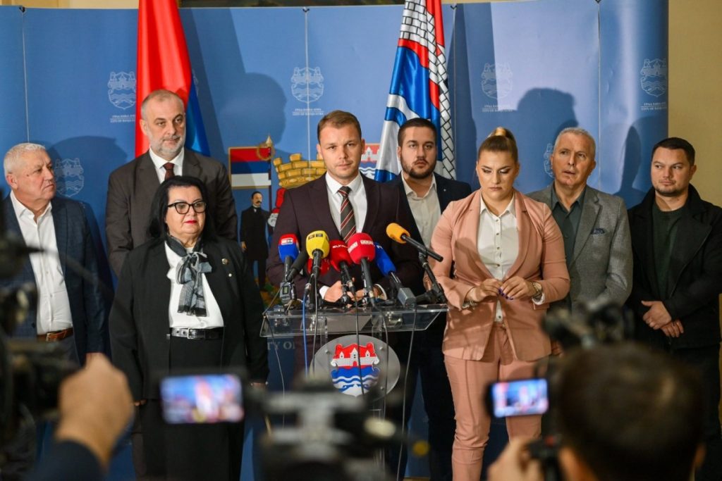 DRINIĆ: SNSD i SPS pokušavaju finansijski da „zadave“ Banjaluku