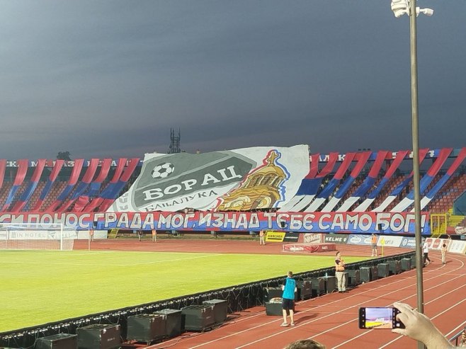 UEFA KAZNILA BORAC: Banjalučani papreno plaćaju korištenje pirotehnike na utakmici protiv Omonije