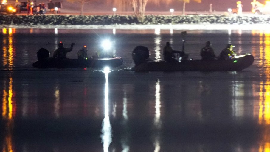 POSLJEDNJE RIJEČI PILOTA: Otkriveno šta je kontrolor leta uradio prije sudara aviona i helikoptera u Vašingtonu