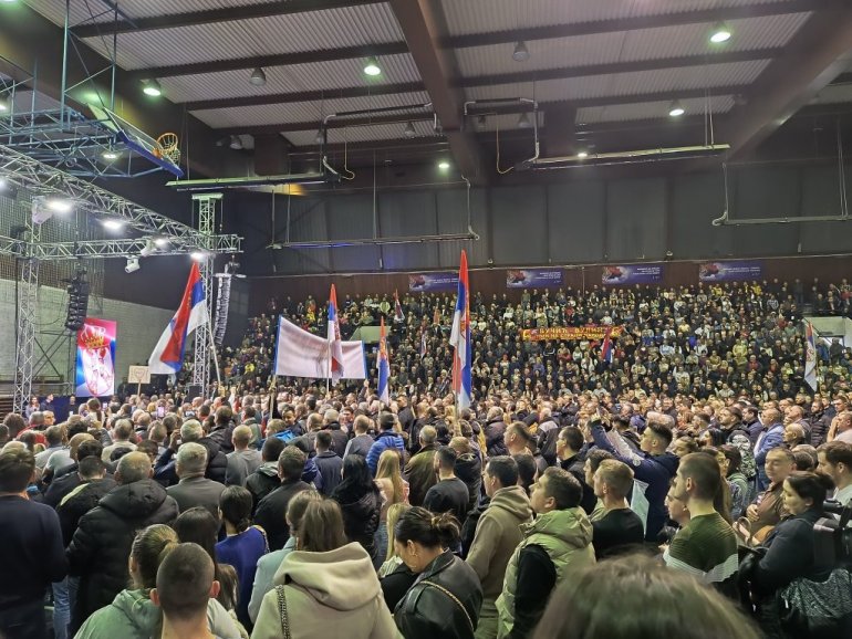 VUČIĆ SA SKUPA U TRSTENIKU: Neće biti ni prelazne, ni ekspertske vlade, biće srpska