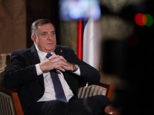 „ДОДИК ТО ДОБРО РАДИ“ Алкалај кука јер БиХ нема организованог лобирања у САД као предсједник Српске