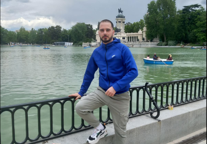 HARIZMATIČNI POLIGLOTA IZ BANJALUKE: Mladen Mijić govori španski, turski, engleski, njemački i italijanski jezik, uči još dva