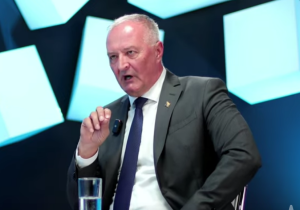 ПРОВОКАЦИЈЕ ИЗ САРАЈЕВА СЕ НЕ СТИШАВАЈУ: Хелез тражи укидање ентитета?