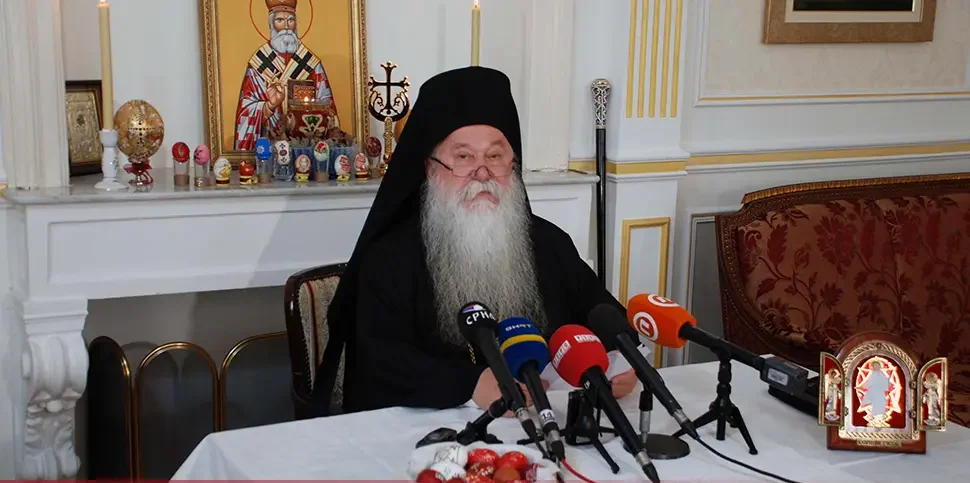 SRAMNO I PONIŽAVAJUĆE PONAŠANJE U SARAJEVU: ‘Maltretiraju mitropolita, Crkvu i vjernike’
