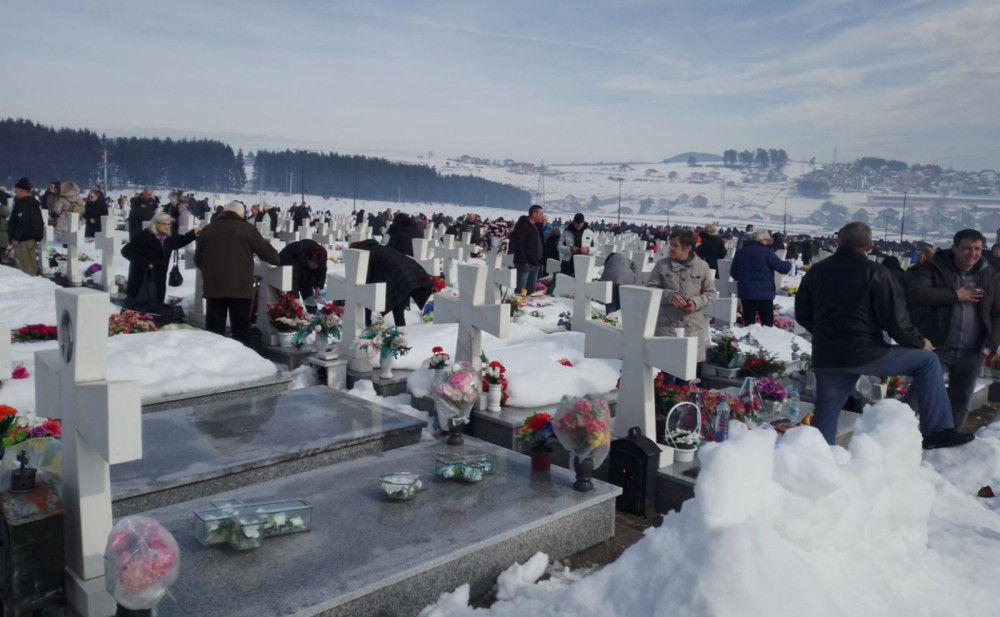 NEĆE BITI BAKLJADE I VATROMETA U „NOVOM ZEJTINLIKU“: Najava proslave 9. januara u Sokocu izazvala buru (FOTO)