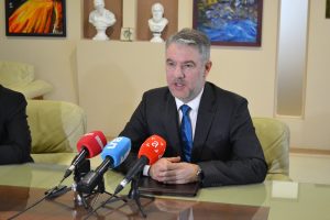 ŠERANIĆ: Vlada povlači izmjene Zakona o zdravstvenom osiguranju