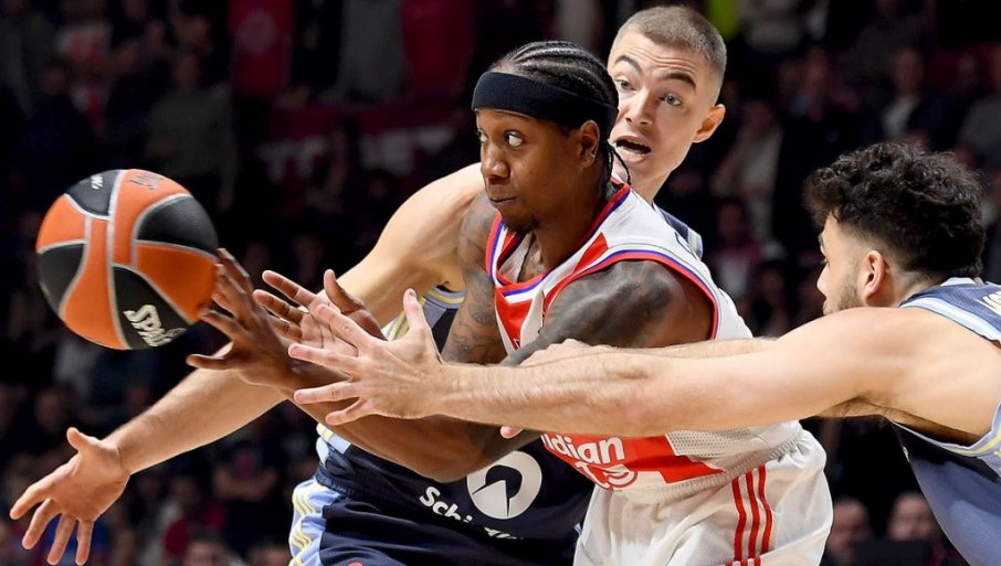 ZVEZDA OTVORILA VRATA PLEJ-OFA EVROLIGE: Crveno-bijeli pobijedili domaćina u Berlinu