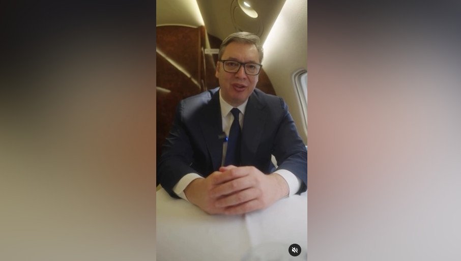„ЖИВЈЕЛА СРПСКА, ЖИВЈЕЛА СРБИЈА!“ Вучић се обратио српском народу поводом Сретења (ВИДЕО)