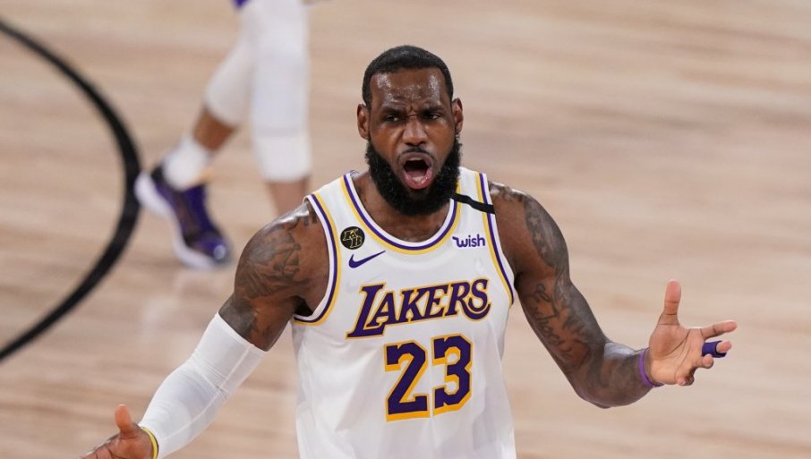 LEBRON DŽEJMS BIJESNI ZBOG DONČIĆA: NBA zvijezda sočno opsovao (VIDEO)