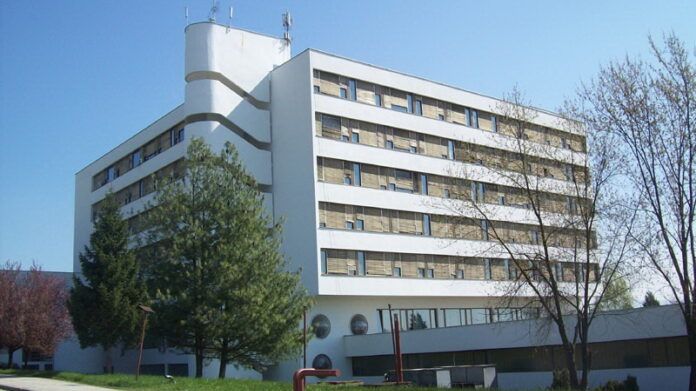 ТРАГЕДИЈА: Дјечак преминуо у болници у Приједору, испитује се узрок смрти