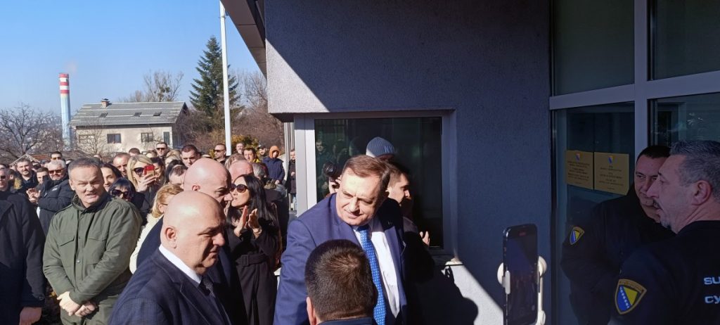 „СТРАНЦИ ЖЕЛЕ ДЕСТАБИЛИЗАЦИЈУ БиХ“: Оштре реакције из Српске на пресуду Додику
