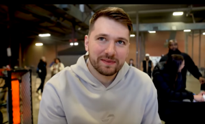 ЛУКА ДОНЧИЋ УПАО У ПРОБЛЕМЕ ЗБОГ БРЕКСВИЦЕ: Ево зашто су се усијале мреже (ФОТО)