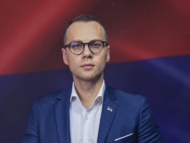 „ПРОЦЕС ПРОТИВ ДОДИКА ЈЕ ПРАВНА ЛАКРДИЈА“: Савић осудио данашње изношење завршне ријечи