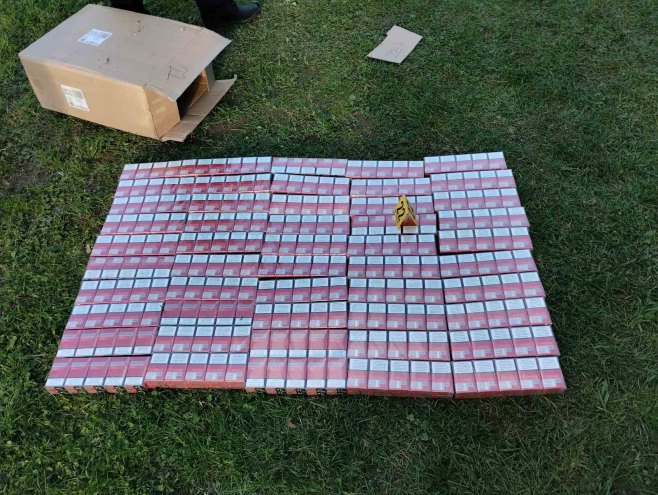 CARINICI IMALI PUNE RUKE POSLA: Oduzeli cigarete, alkohol, namještaj, kafu, posuđe…