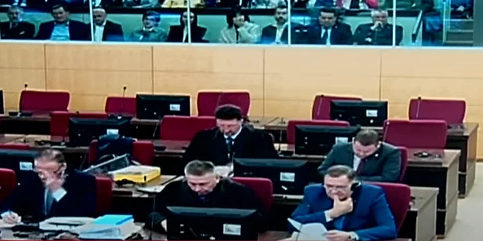 „ОНИ ТРЕБА ОВДЈЕ ДА СЈЕДЕ, А НЕ ЈА“: Додик упозорио да је Тужилаштво БиХ ударило на институције Српске