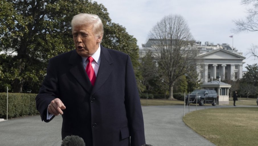 PUCNJAVA ISPRED BIJELE KUĆE: Poznato gdje se nalazio Donald Tramp i da li je napadač uhvaćen