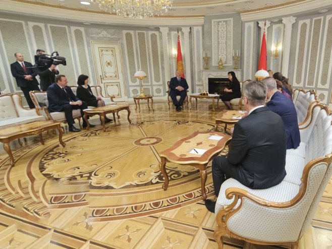 „ПРОТИВРЈЕЧНОСТИ У БиХ СУ ЈЕДНОМ МОРАЛЕ ПРЕЛИТИ ЧАШУ“ Лукашенко поручио да Српска може рачунати на Бјелорусију