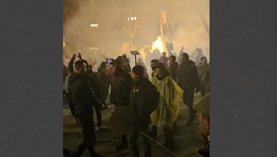 NA PROTESTIMA NIJE KORIŠTEN ZVUČNI TOP: Ministarstvo odbrane Srbije demantuje laži opozicionih medija