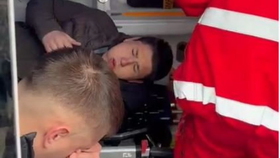 NASILJE U PIONIRSKOM PARKU: Brutalno napadnut student Miloš Pavlović (VIDEO)