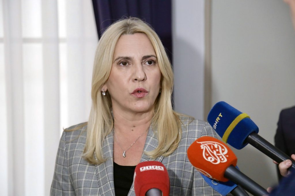ЦВИЈАНОВИЋЕВА ОДГОВОРИЛА МИНИСТРУ: “ Kонаковићу би боље било да пази да ли му бошњачки кадрови дилају дрогу него што се бави Србијом“