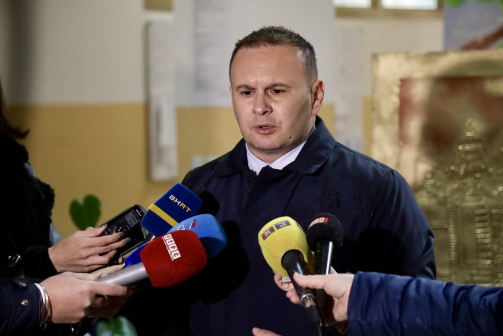„NEPRAVDA NANESENA SRPSKOM NARODU“: Ćosić rekao da se posljedice NATO bombardovanja osjećaju i nakon 26 godina