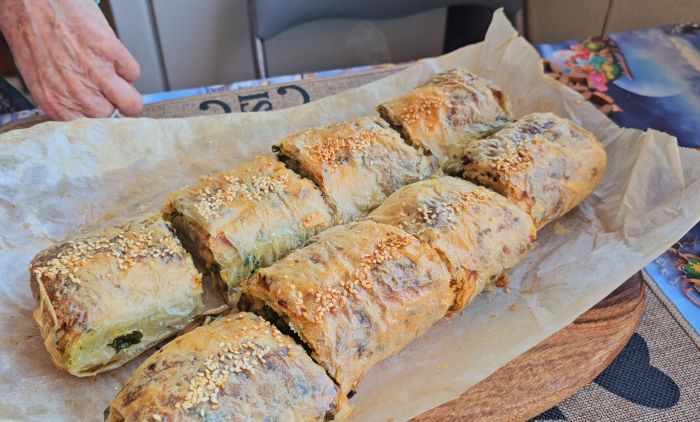 PRAVI SE OČAS POSLA: Posna pita sa prazilukom, šampinjonima i spanaćem