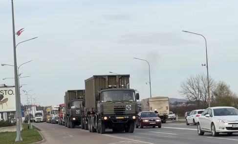 KONVOJ VOZILA EUFOR UŠAO U BANJALUKU: Još nema nikakvih inforacija o čemu se radi (VIDEO)