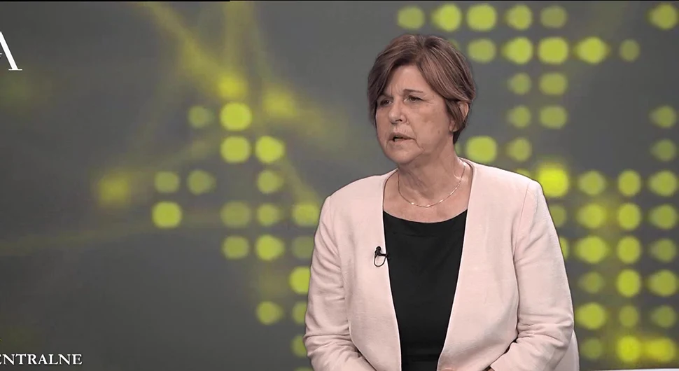 „POZIVAMO SVE ŠKOLE DA SARAĐUJU SA LOKALNIM ŠTABOVIMA“ Oglasilo se Ministarstvo o obustavi nastave u Srpskoj