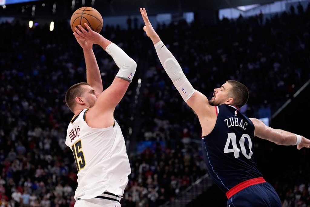 АМЕРИ, ЗАР ВАС НИЈЕ СTИД? Шокантне оптужбе на рачун Николе Јокића