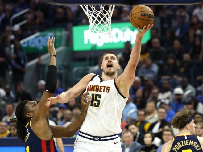 СОМБОР-ДАБЛ ЈОКИЋА: Денвер повео против Клиперса у серији