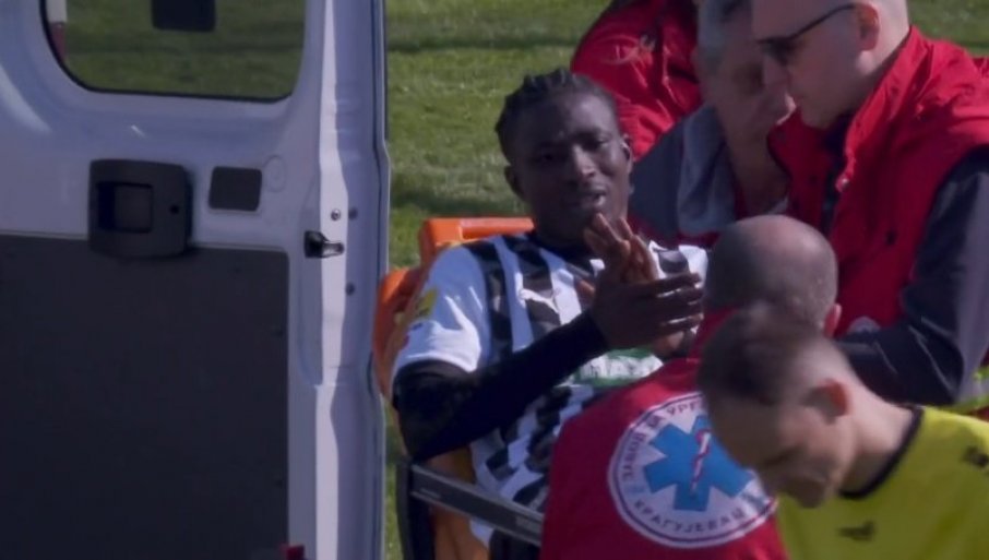 ХЕНДИКЕП ЗА ПАРТИЗАН: Један од најбољих играча се тешко повриједио, на носилима га изнијели са терена (ВИДЕО)