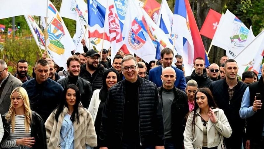 „ДОКЛЕ ГОД ИМАМО СНАГЕ, ЧУВАМО СРБИЈУ“ Вучић – Ово није само скуп, ово је завјет