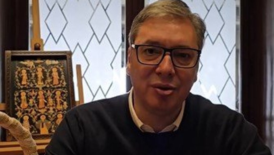 ОГЛАСИО СЕ ВУЧИЋ: Најснажније осуђујем брутално насиље блокадера против новинара и уредника РТС!