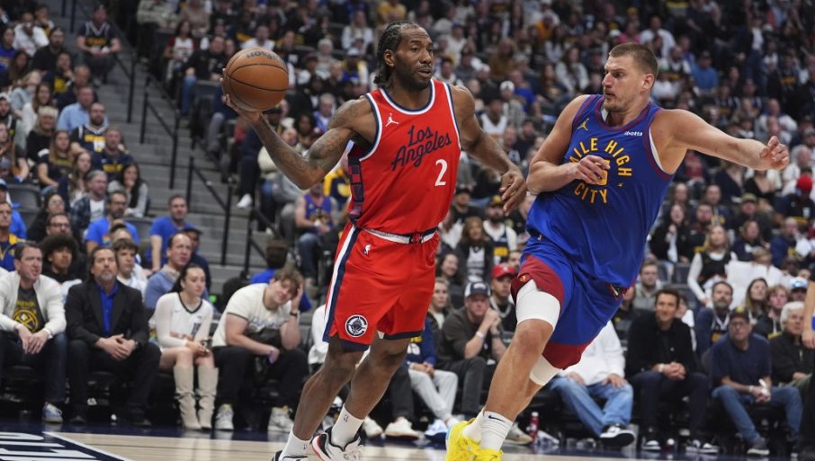 ТО НЕ СМИЈЕ ДА СЕ ДЕШАВА! Јокић незадовољан двоструким аршинима у НБА (ВИДЕО)