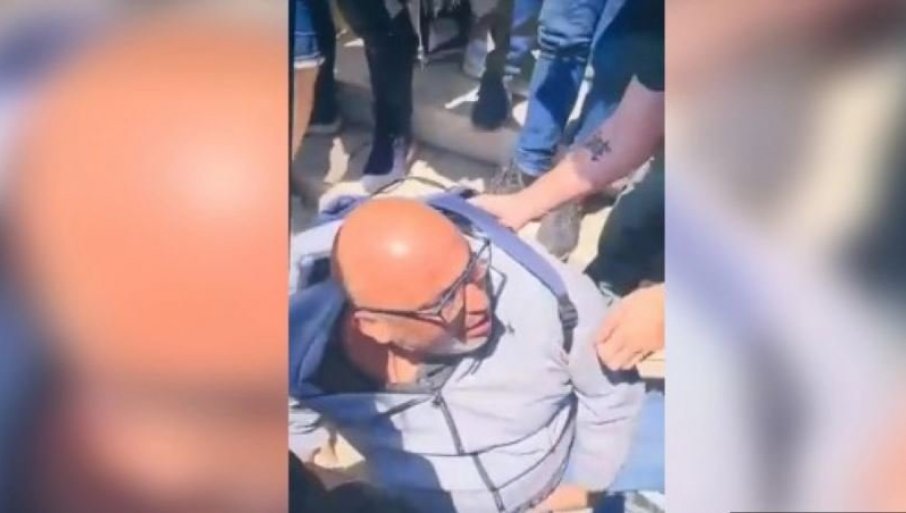 DEKAN KOGA SU LINČOVALI BLOKADERI: Napalo me od 50 do 100 osoba