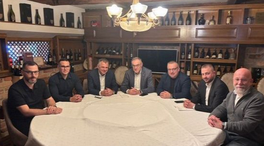 NEKADA LJUTI PROTIVNICI: Igor Radojičić i Milan Miličević ujedinjeni u opoziciji (FOTO)